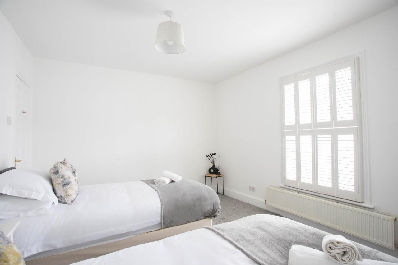 30 Percent Off Monthly Stays - City Centre - 3 Bedrooms St Albans Ngoại thất bức ảnh